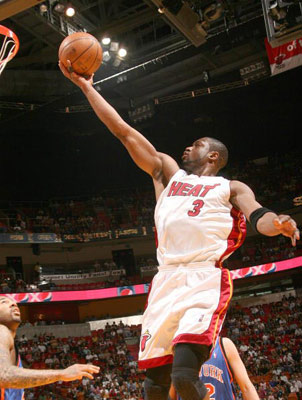 中足联官方：球员收取合同外超1万元的现金或物品，需事先申报（中足联：球员如获合同外超万元现金或礼品，须提前申报）