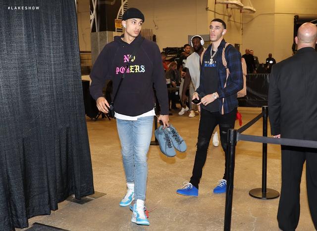 每体：即将迎来主席换届选举的巴萨正在密切关注阿尔瓦雷斯（每体：主席改选在即，巴萨紧盯阿尔瓦雷斯）