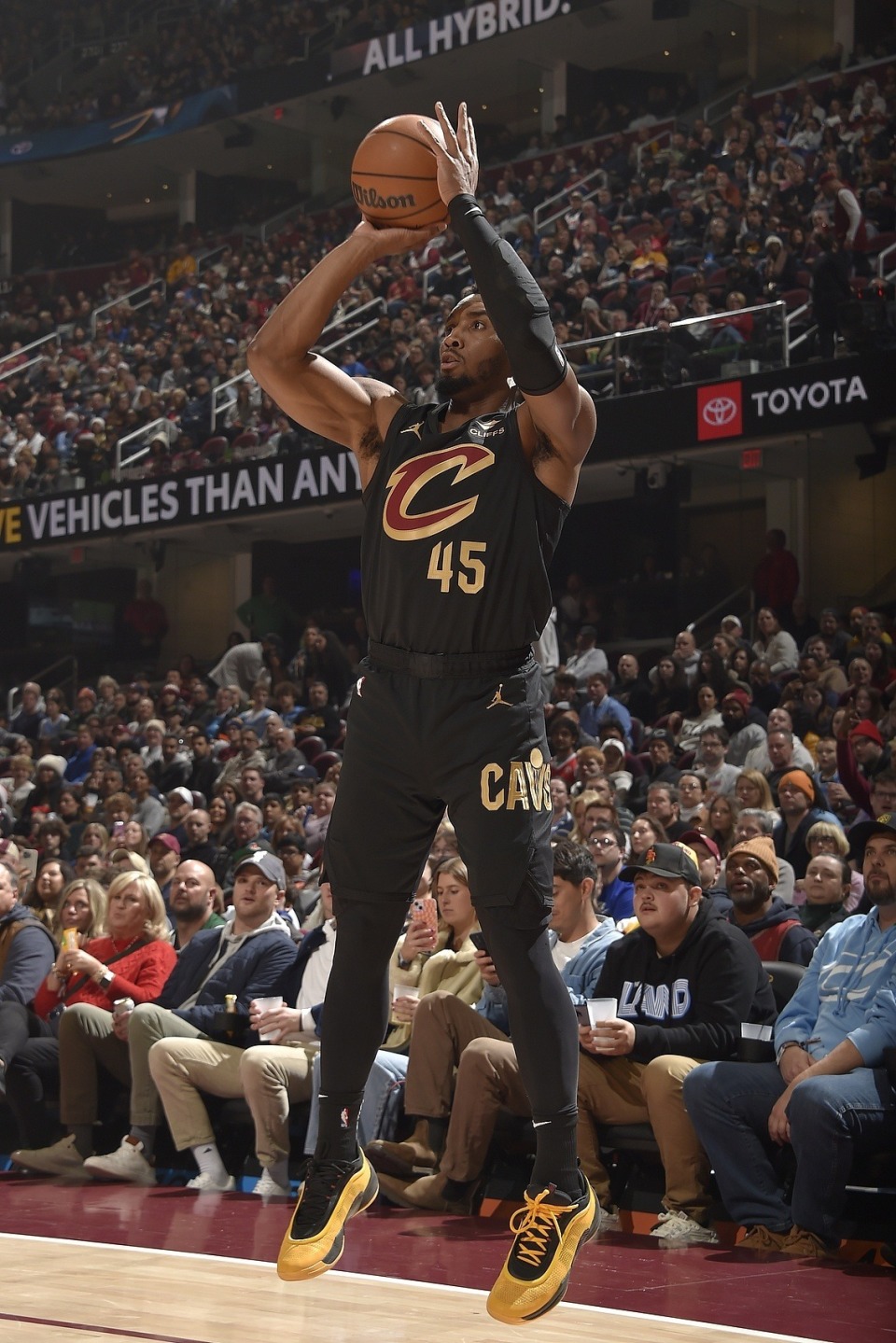 灰熊解说员：克莱从来就不是个硬汉，他不可能成为狠角色（灰熊解说员：克莱并非铁血型球员，难成狠角色）