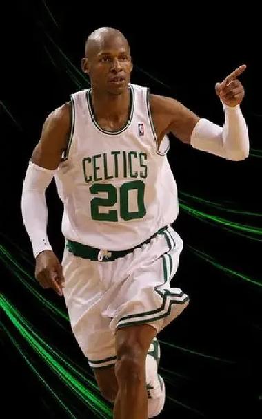 罗马诺：曼城在关注费耶诺德右后卫里德，拜仁也对他有意（罗马诺：曼城考察费耶诺德右后卫里德，拜仁同样感兴趣）