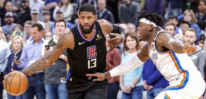 弗洛伦齐：在罗马时我们阵容很强，但对手是能拿100分的尤文（弗洛伦齐：罗马阵容不弱，无奈对手是能拿到100分的尤文）